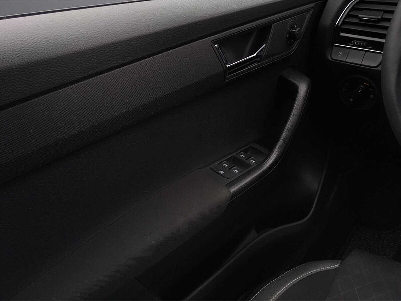 SKODA Fabia 1.2 TSI DSG BLUE*Temp*Einparkhilfe