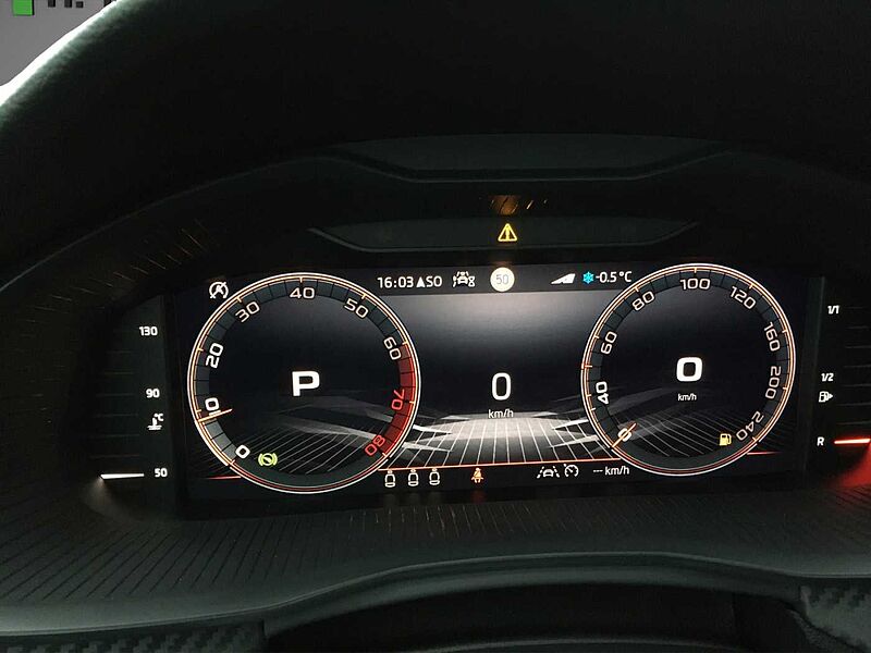 SKODA Kamiq 1.5 TSI DSG Monte Carlo LM 18'*Pano*LED
