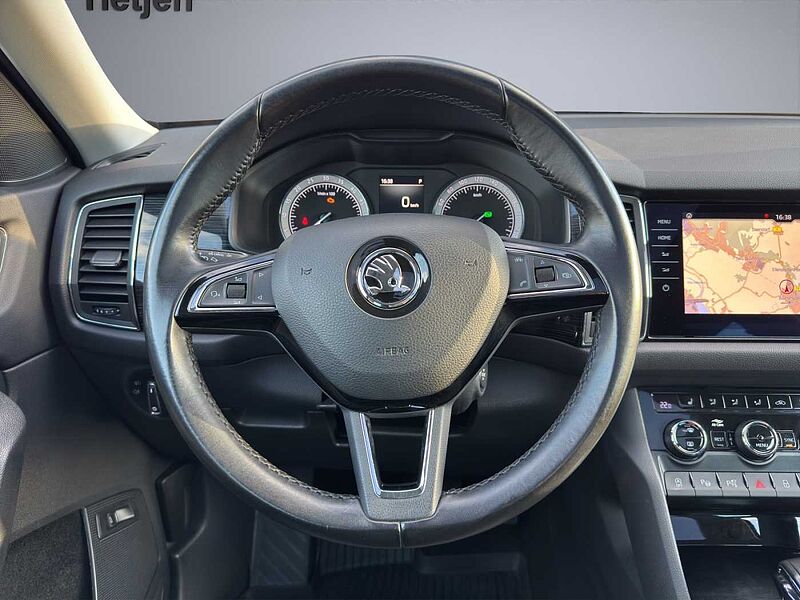 SKODA Kodiaq Diesel 2.0 TDI 4x4 DSG AHK Navi