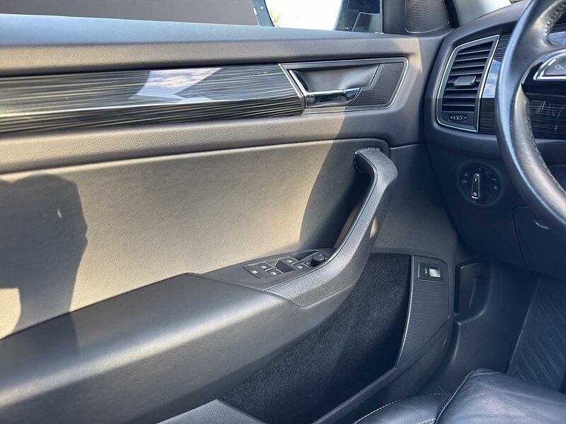 SKODA Kodiaq Diesel 2.0 TDI 4x4 DSG AHK Navi