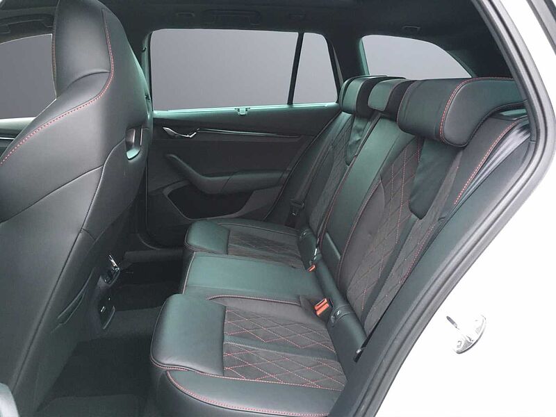 SKODA Octavia RS Combi 2.0 TSI DSG RS KEYLESS+Leder