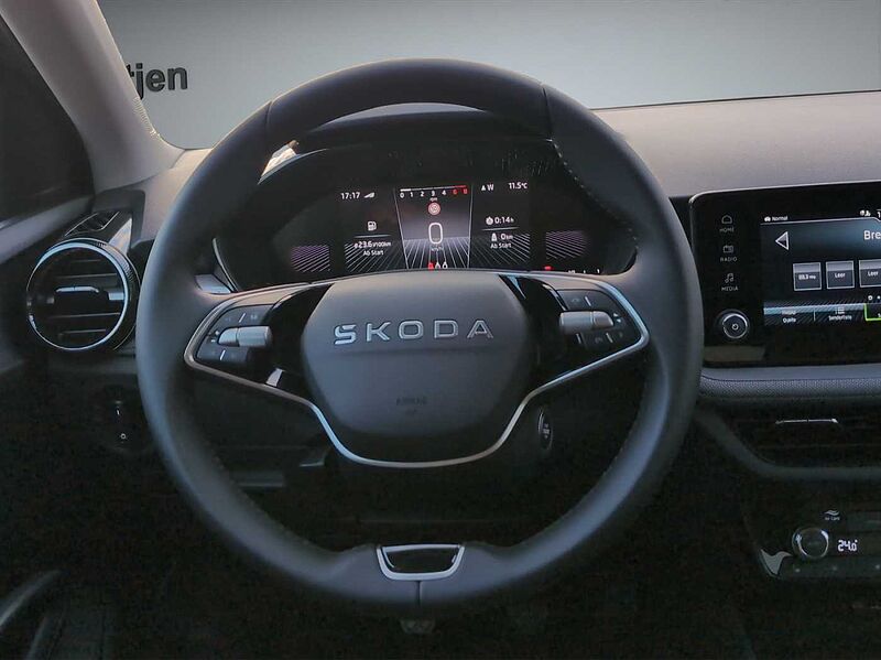 SKODA Fabia IV 1.0 TSI Tour