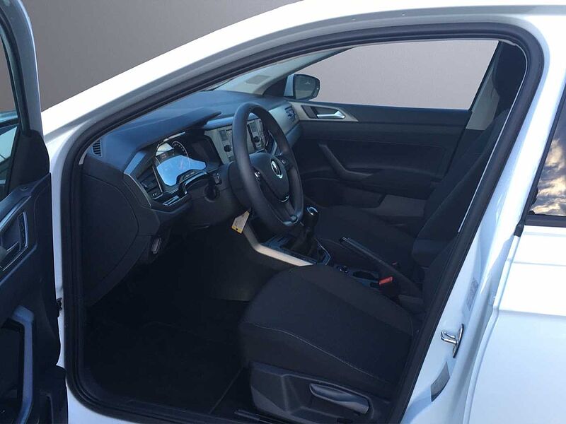 Volkswagen Polo VI 1.0 TSI Highline PDC+DAB